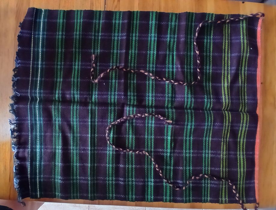 Автентични вълнени престилки – нови, за носия или декорация