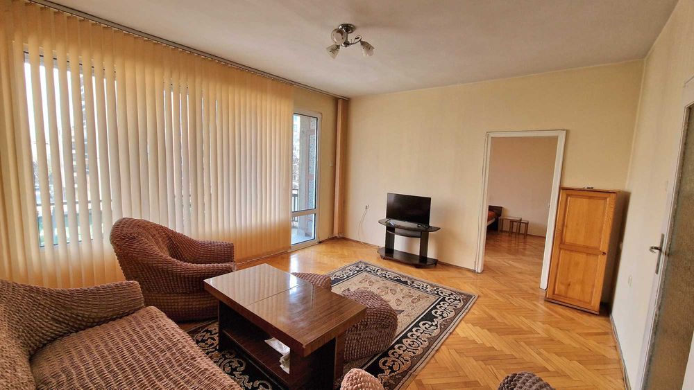 2-стаен, под наем, Въстанически, Пловдив, 330 евро