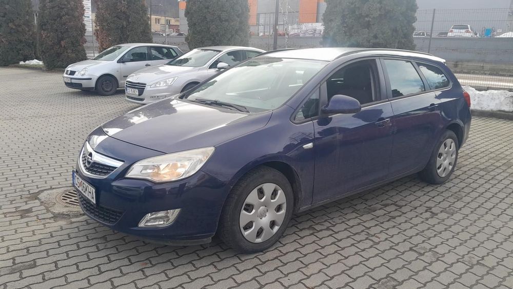 Opel Astra Opel Asta J Sports Tourer Albastru Diesel