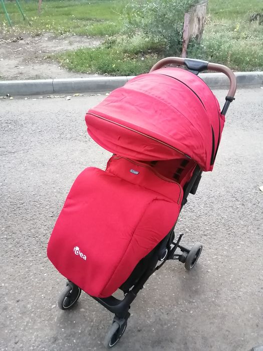 Продам детскую прогулочную коляску