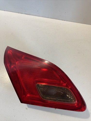 Заден ляв вътрешен стоп за Vauxhall Astra 1.3 Cdti (2012)