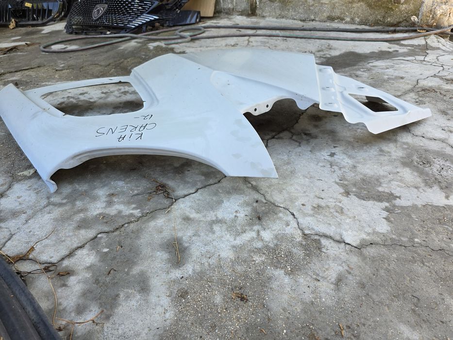 Kia Carens 13- 2015 заден десен панел калник