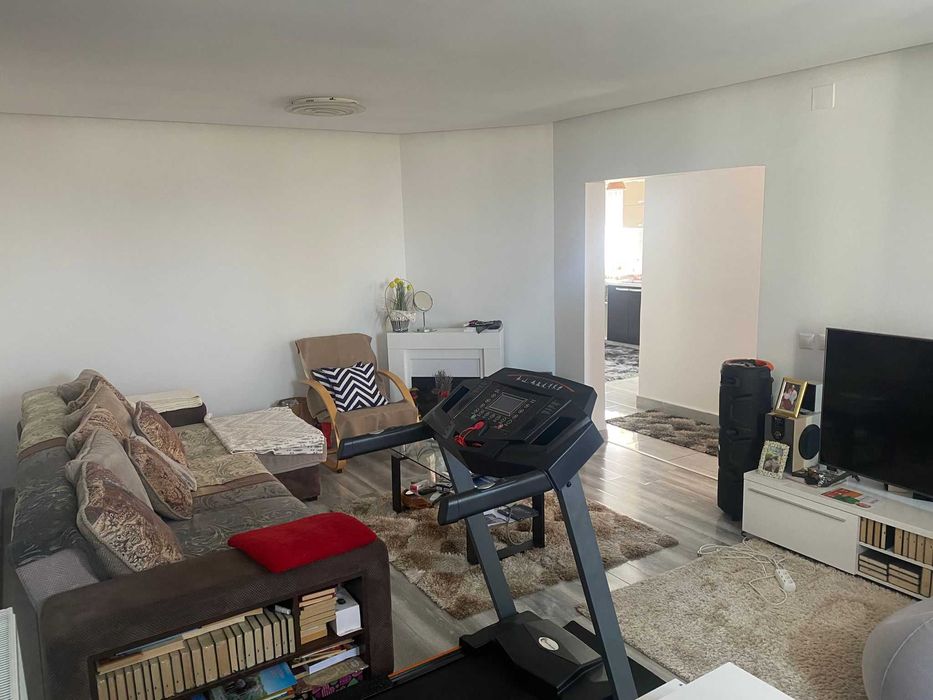 Casă de vânzare în Poroschia - Mobilată, utilată, gata de mutat