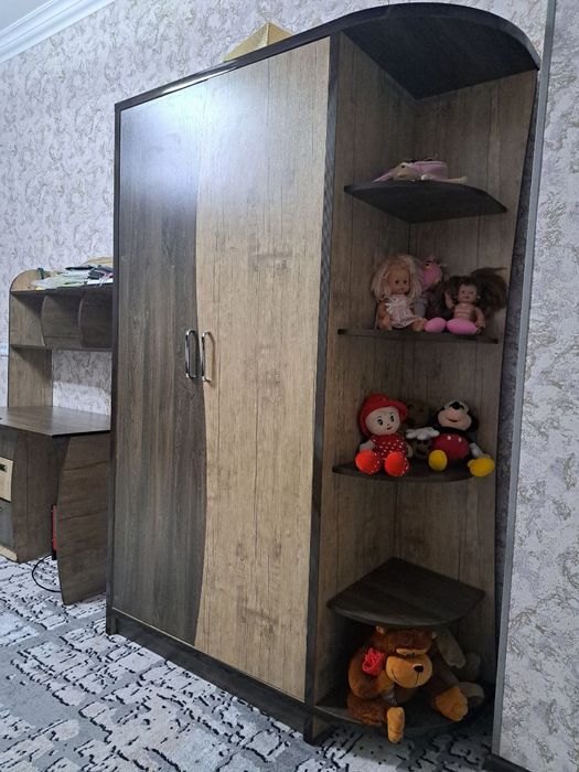 Мебель  сотилади