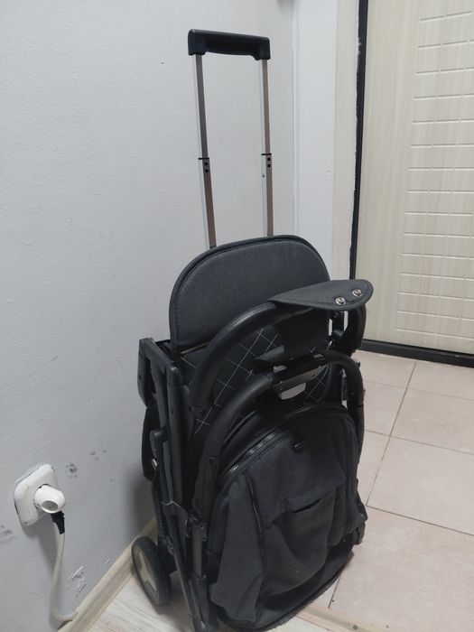 Десткая коляска.