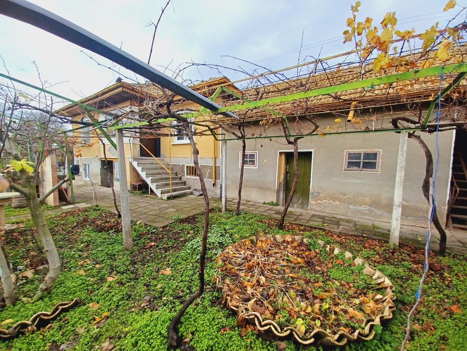 Къща в град Плиска