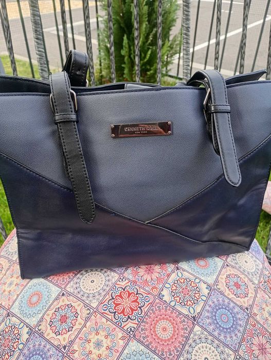 Geantă nouă Kenneth Cole de vânzare