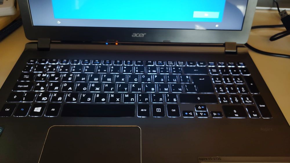 Лаптоп ACER в перфектно състояние