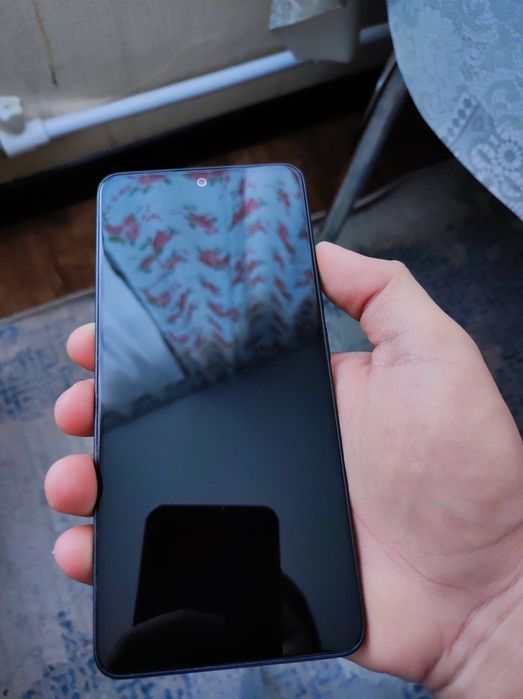 Срочно продам Redmi note 13 телефон в отличном состоянии