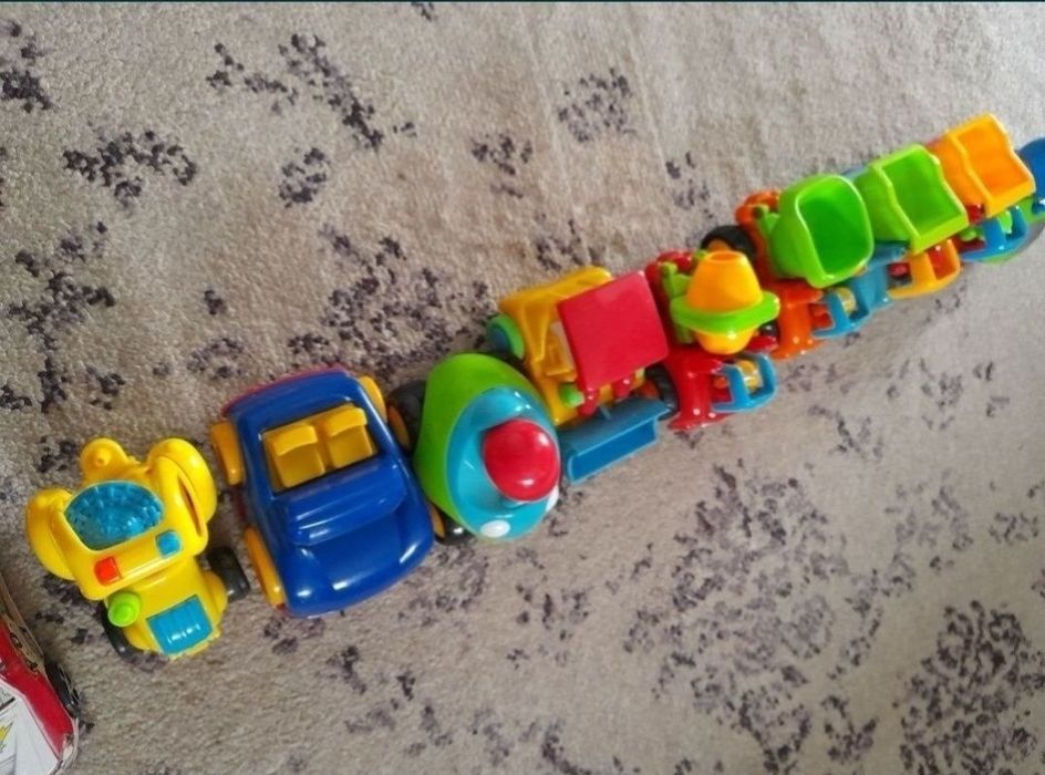 set de 12 masinute in stare impecabila masini masina joaca jucarii