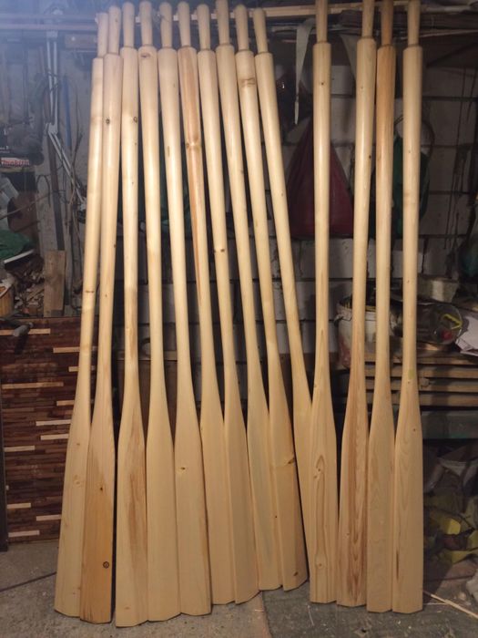 Vasle barca de pin si furcheti.