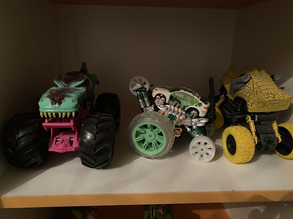 Детские игрушки продам