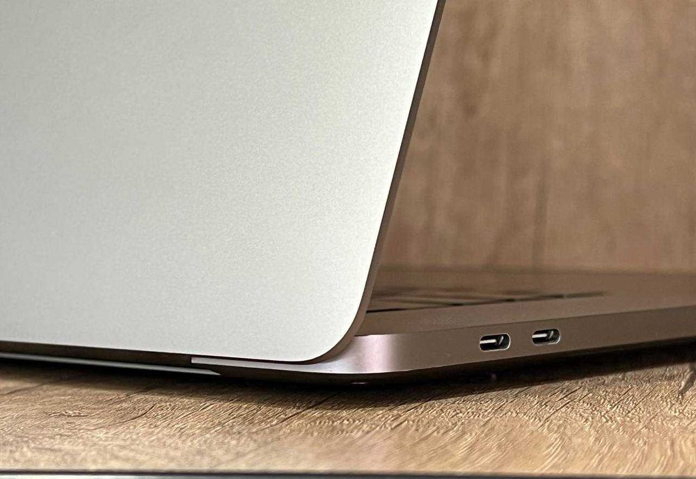 б/у Apple MacBook Pro 16-inch i9 / 32gb / 1TB