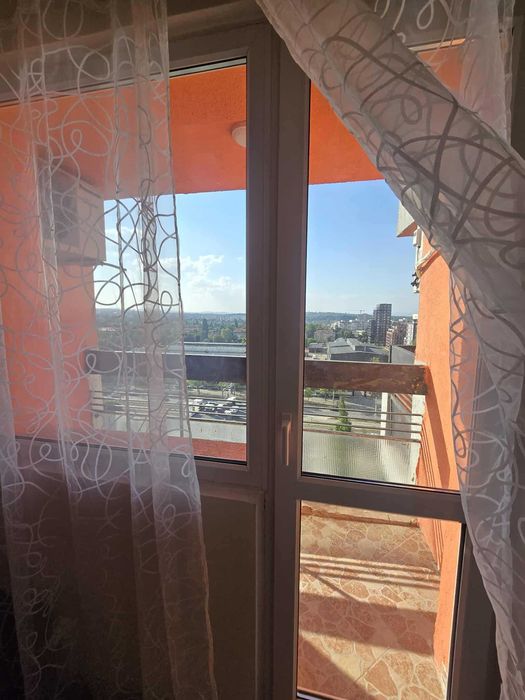 Дава се под наем Тристаен апартамент в София, Красно село - 120 кв.м за 820 € - Снимка #8