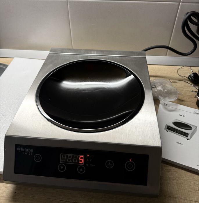 Wok cu inductie, Bartscher, Germania, Otel inoxidabil, 3.5 kW, NOUA