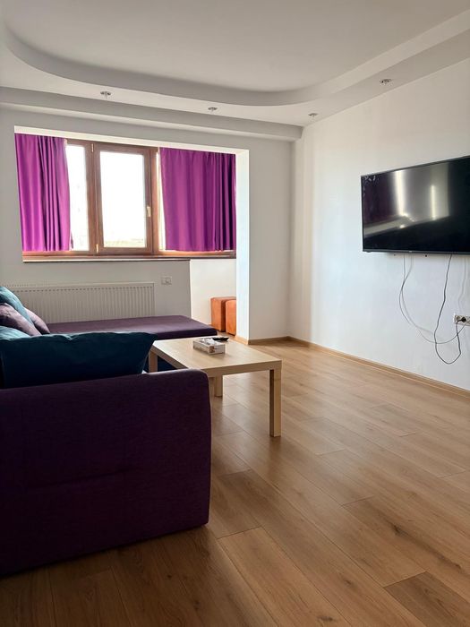 Inchiriez apartament 3 camere casa de cultura