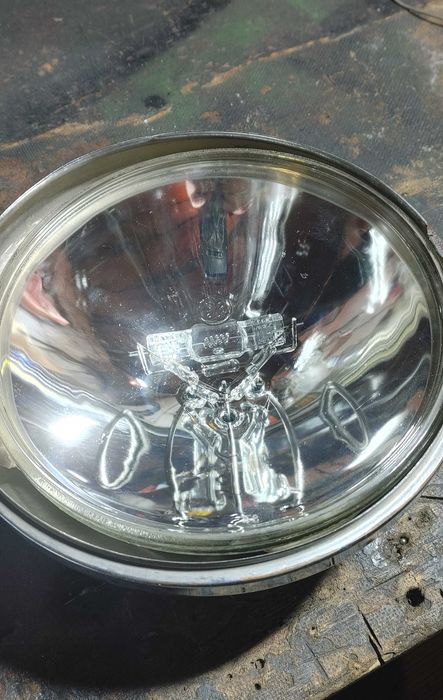 Прожектор лампа фара