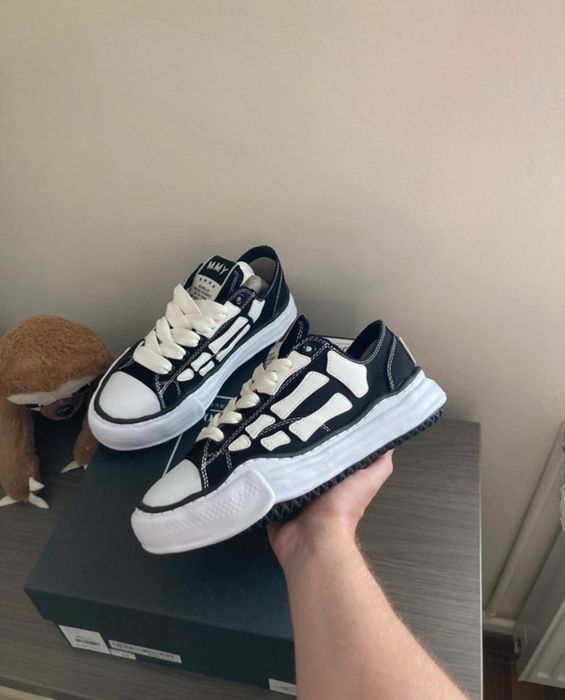 Maison Mihara Yashuhiro Amiri