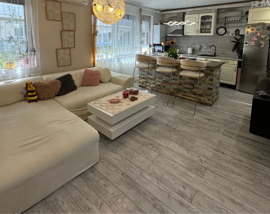 Vând Apartament 3 Camere mobilat utilat modern!