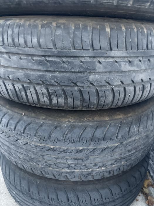 Комплект дисков с резиной.