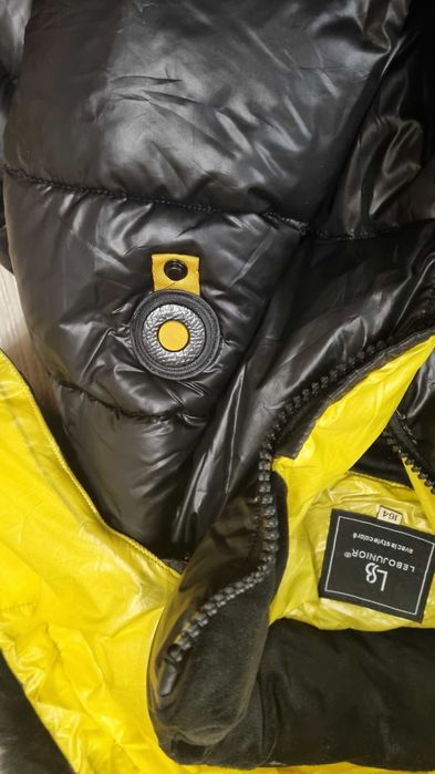 Продам зимнюю куртку на девочку