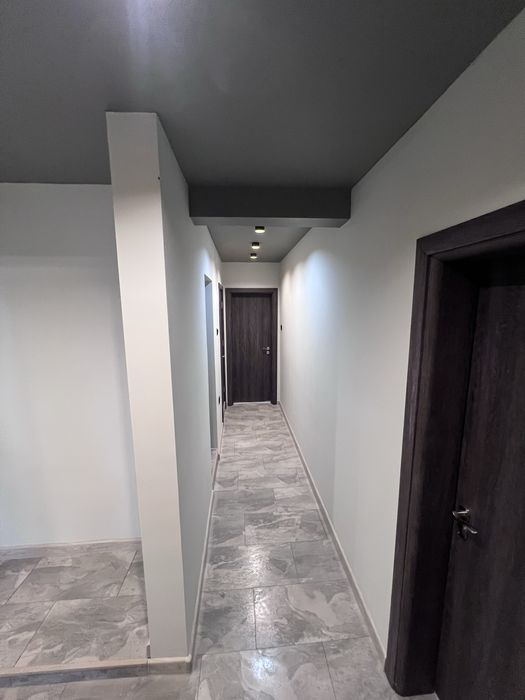 Продава се Четиристаен апартамент в Плевен, 9-ти квартал - 107 кв.м за 1234 €/кв.м - Снимка #23