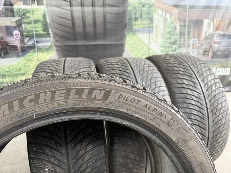 245/40/19 275/35/19 MICHELIN 4бр