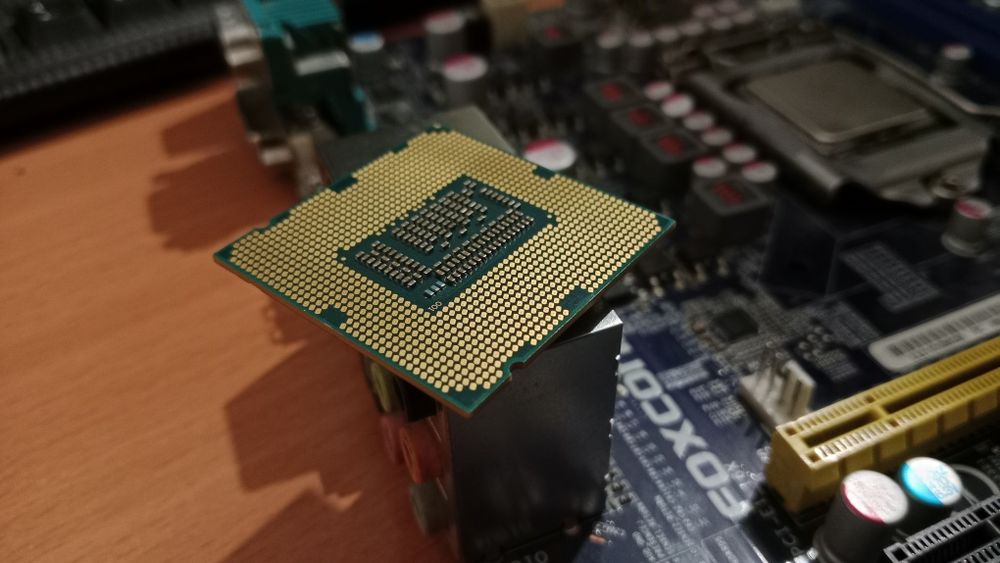 Xeon E3-1230V2..