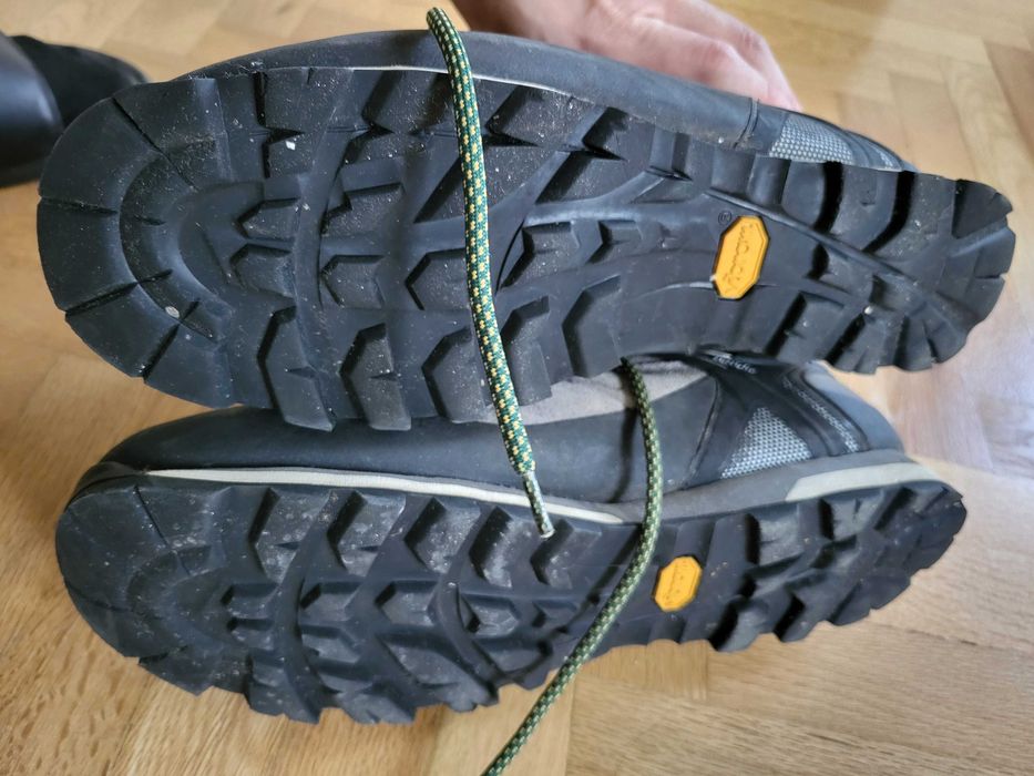 Планински обувки Meindl Tonale GTX. 44.5 номер. Цената е крайна!