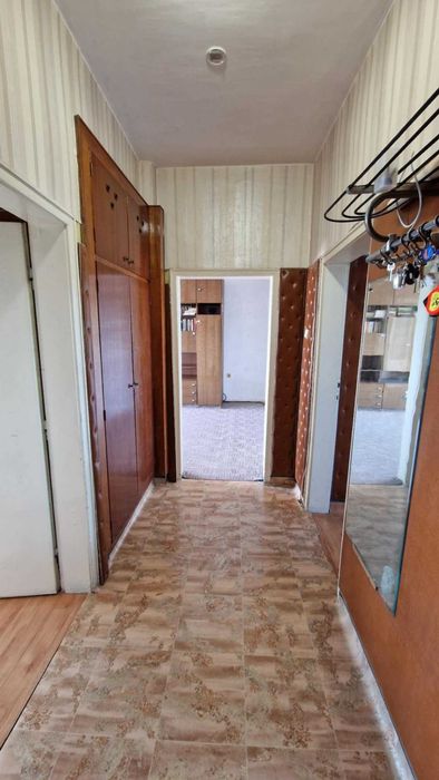 Продава се Тристаен апартамент в Русе, Център - 99 кв.м за 1465 €/кв.м - Снимка #7