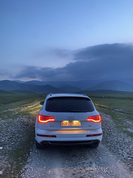 Audi Q7 2012 TFSI