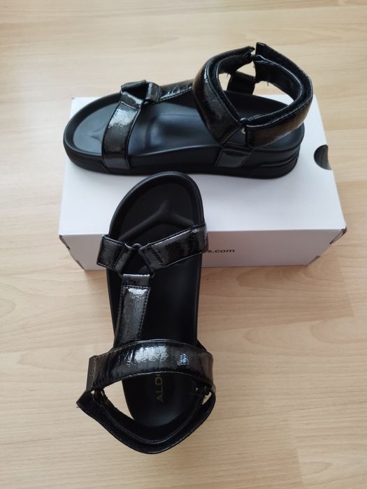 Дамски сандали Aldo 38