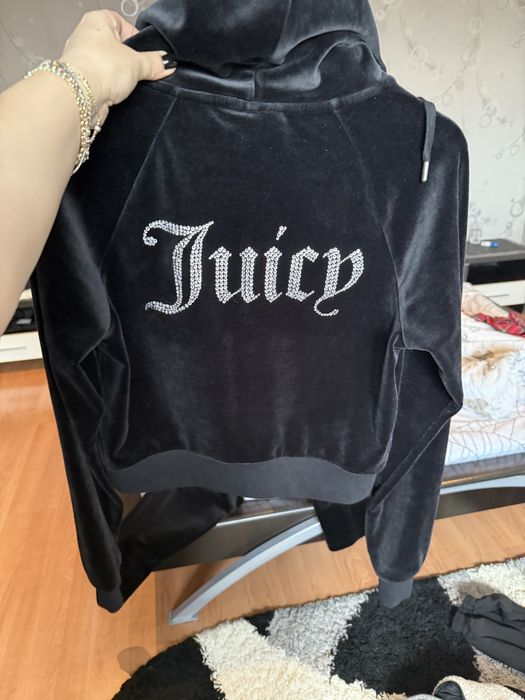 Trenig narinea M Juicy COUTURE