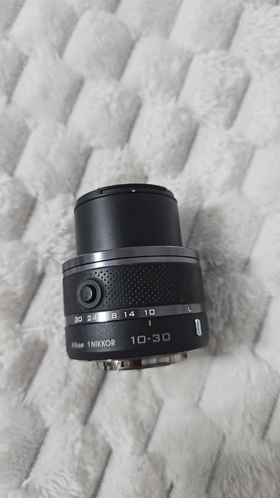 Aparat foto Nikon 1 J1