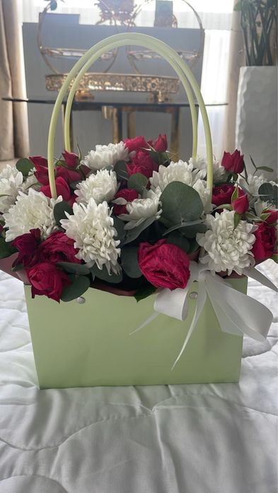 Продам цветы срочно