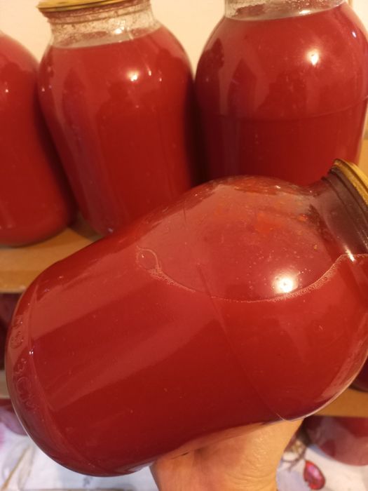 Огурцы,  томатный сок