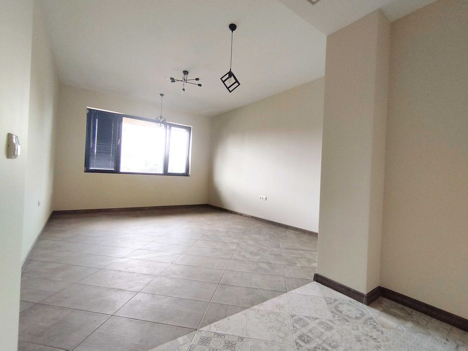 Дава се под наем Офис в Перник, Изток - 78 кв.м за 612 € - Снимка #6