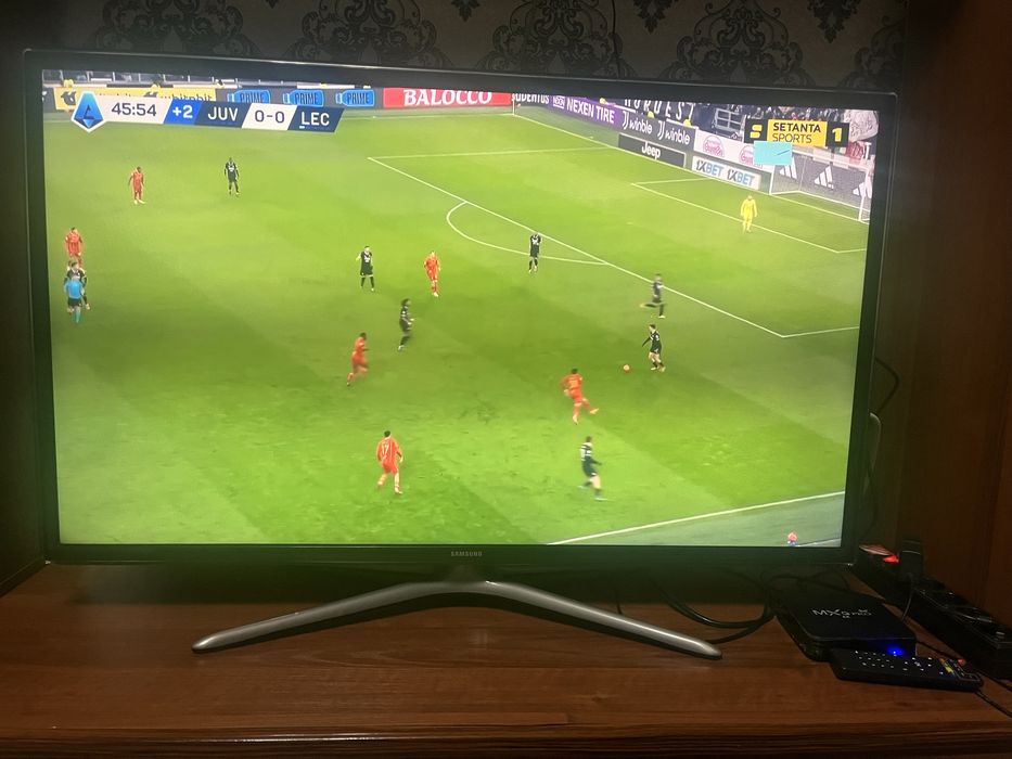 Телевизор samsung