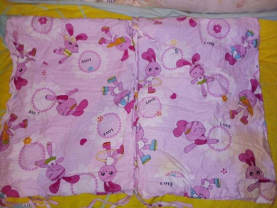 Продам! Красивые бортики в детский манеж