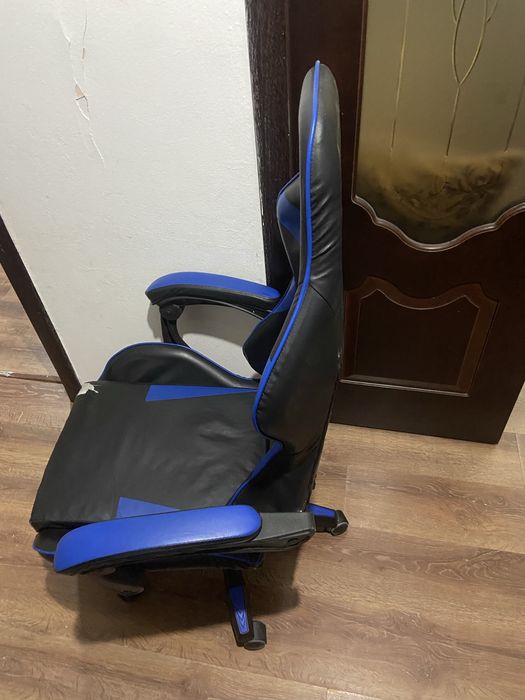 Продам компьютерное кресло