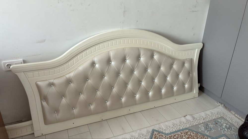 Изголовие для кровати