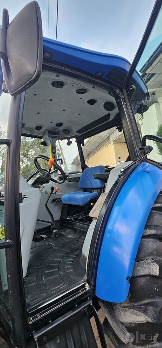 New Holland td5 110 sotiladi