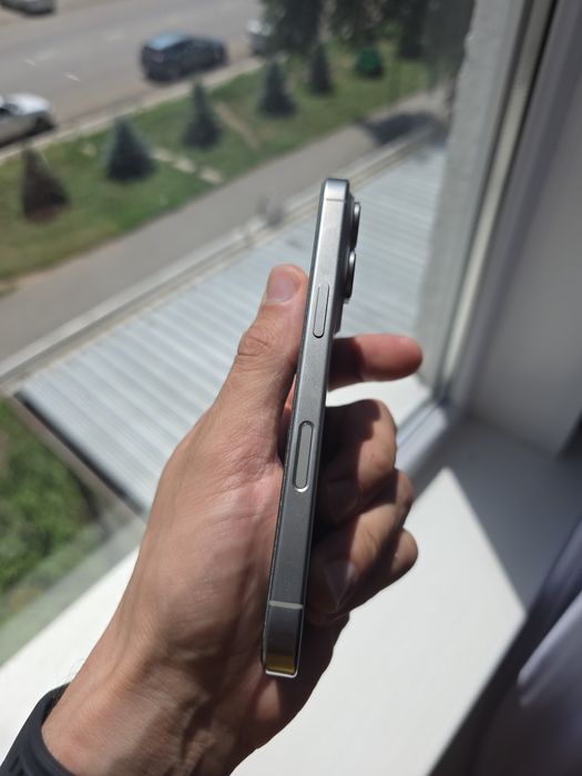 Iphone 16 pro 256gb 90% esim