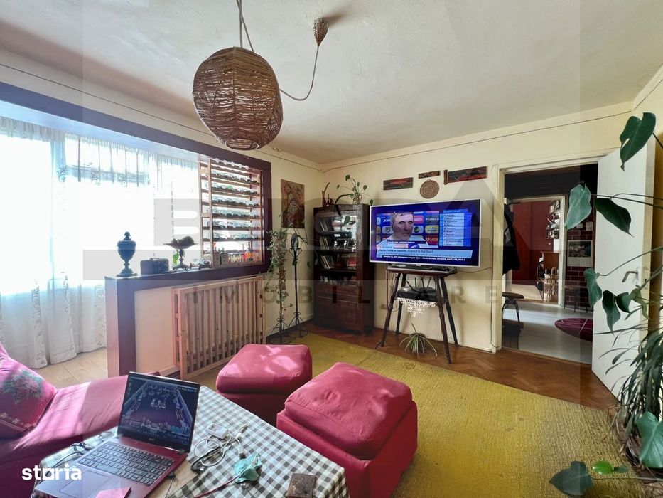 Apartament de 4 camere, 79mp, etaj intermediar, zona "La Terenuri"