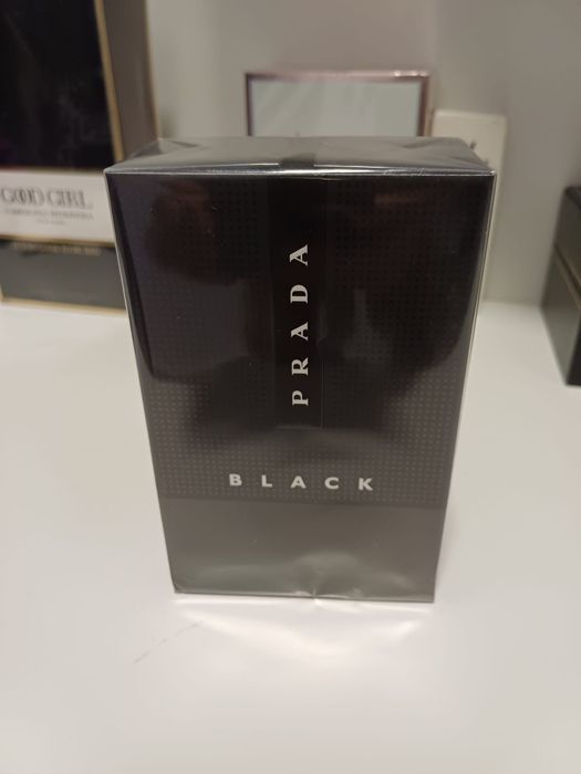 Parfum barbatesc Prada Black 100ml