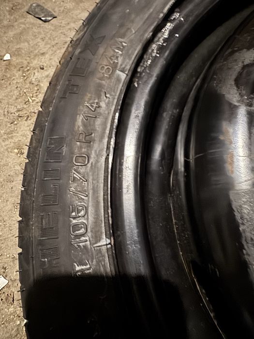 Резервна гума 105/70/14 60.1 централен отвор