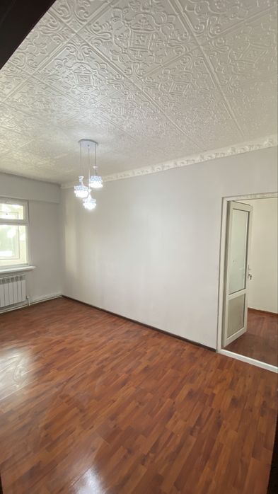 Прадаётся 1хпеределн2х 10микрарайоне карвон орентир можно через банк