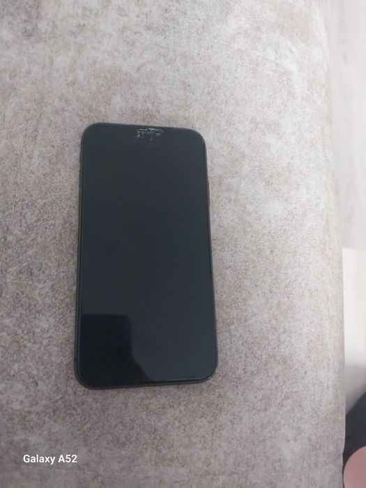 Продам iphone 11 128
