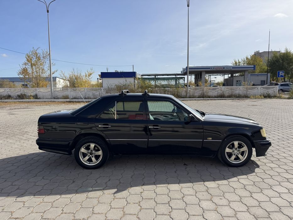 Мерседес Е280 автомат Варианты