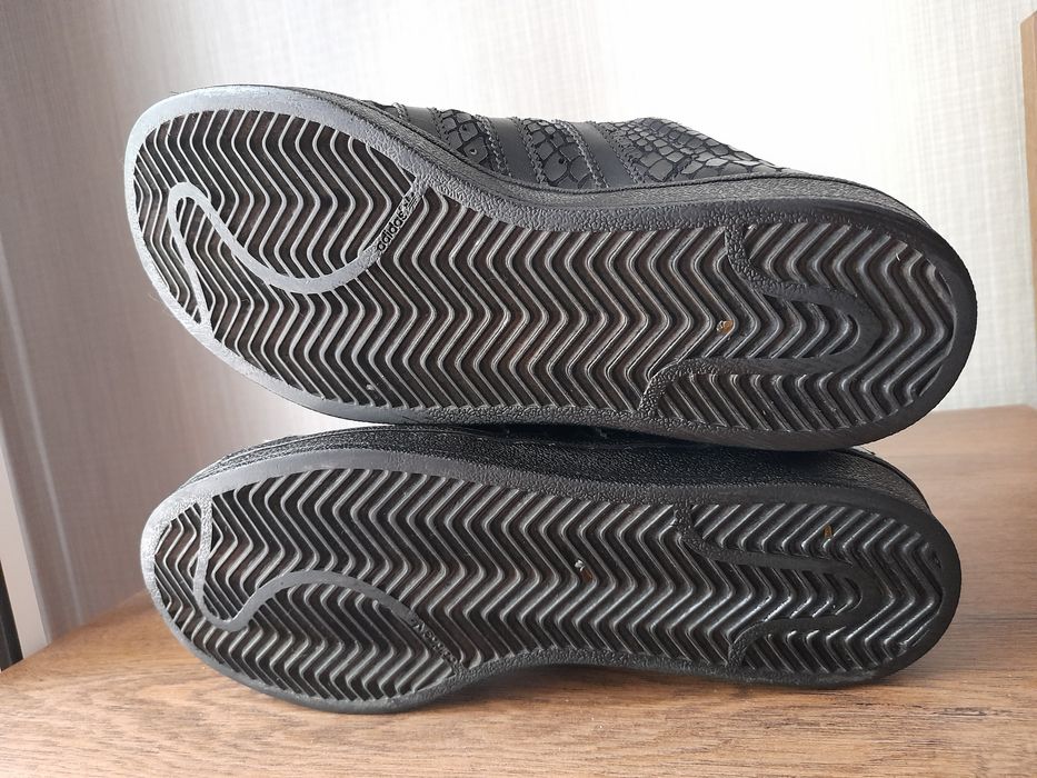 Adidas Superstar кецове 37 номер.
